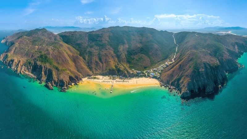 Bãi biển Kỳ Co Nhơn Lý