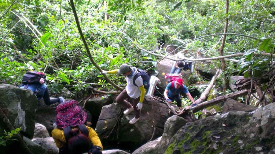 Có nên trekking núi Bà Đen không?