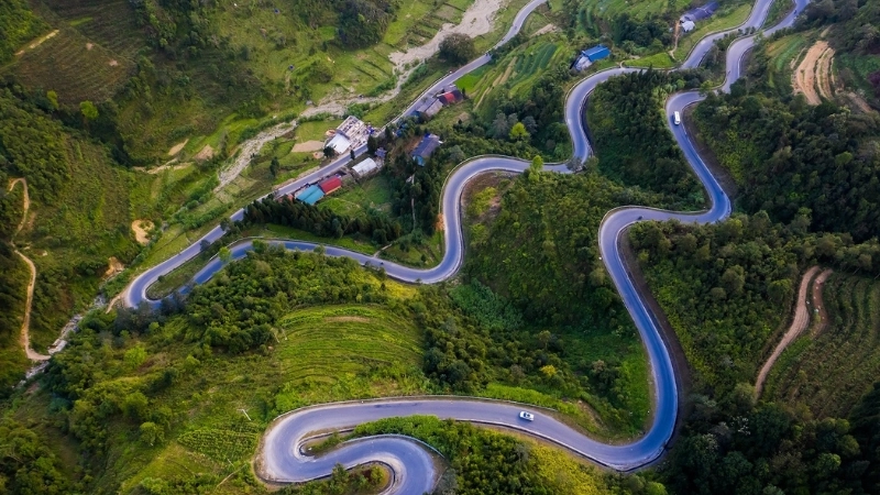 Cung đường đèo Mã Pí Lèng đi xe máy
