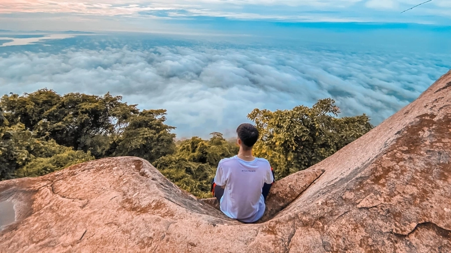 Kinh nghiệm leo núi Bà Đen tự túc