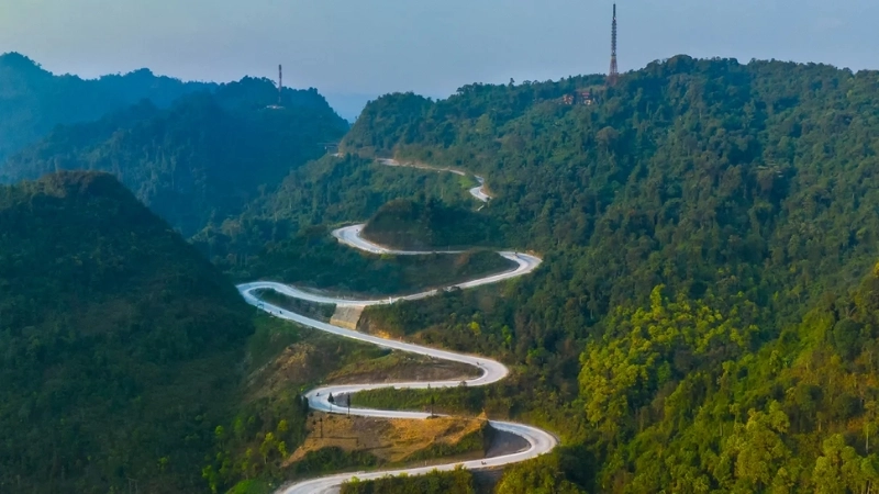 Lộ trình cung đường đèo Mã Pí Lèng