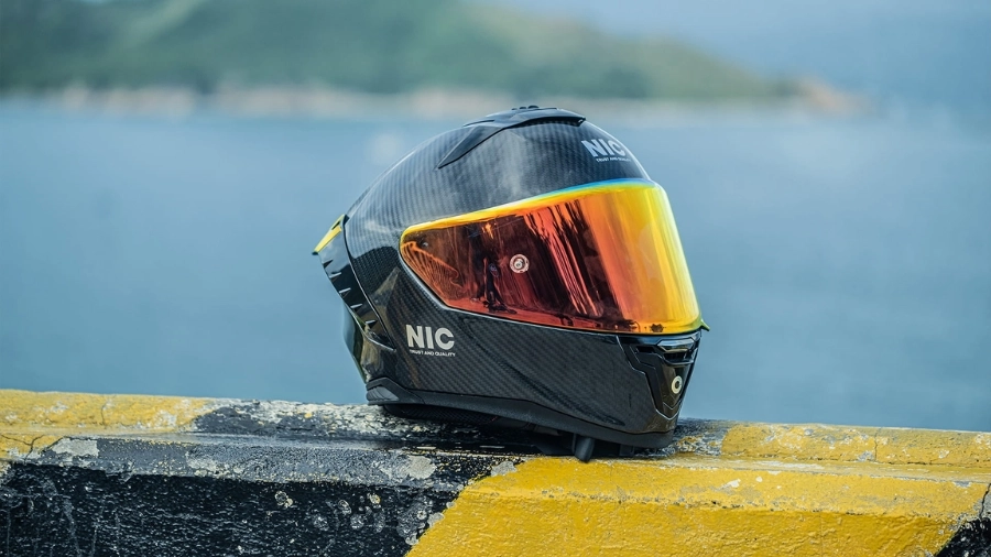 Mũ bảo hiểm fullface cho dân phượt là gì